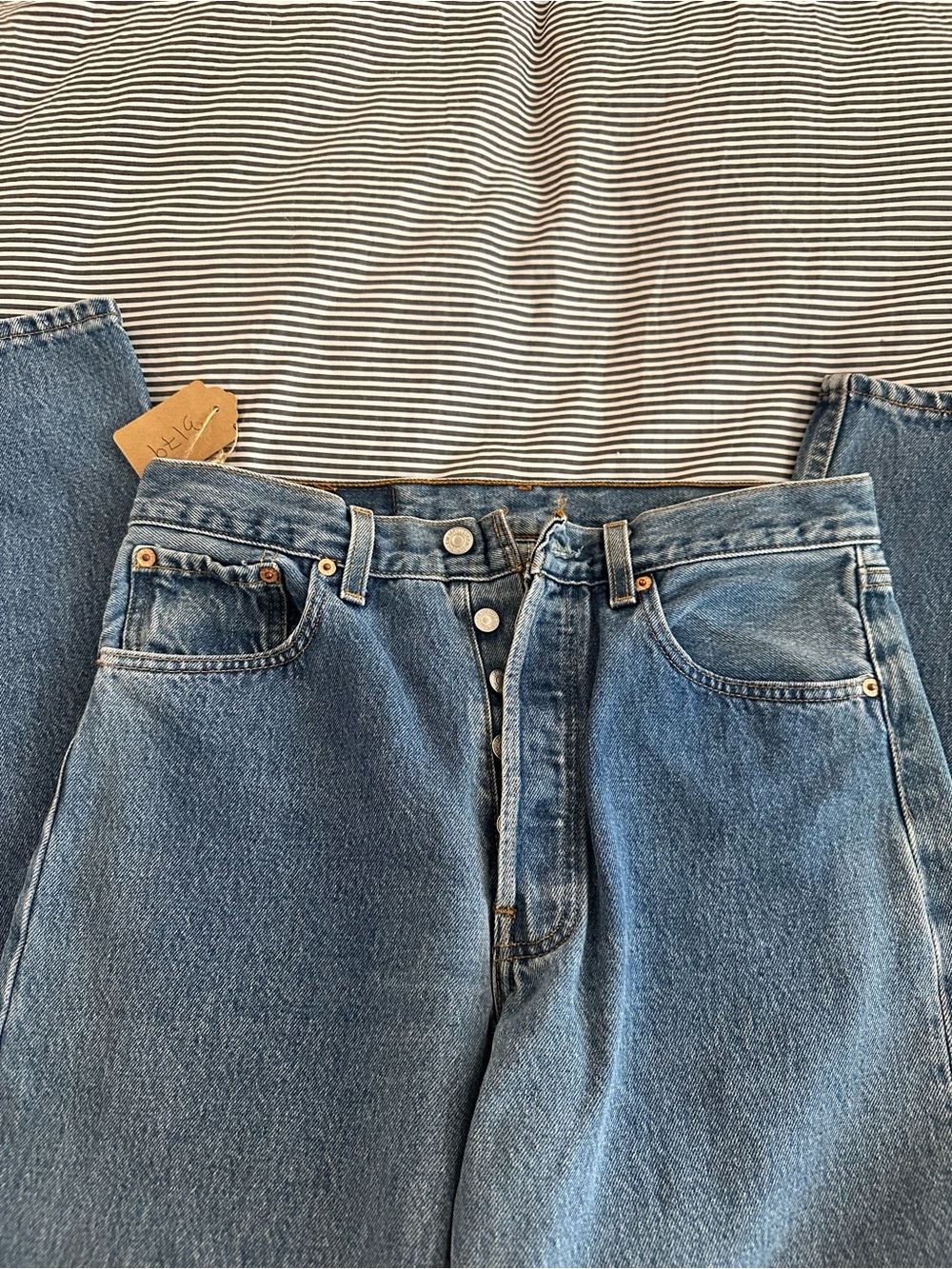 Vintage Levi's 501 32x32 - Picture 4 of 6